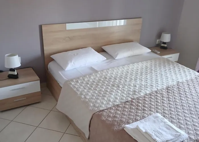 Artemis Portaria (Nea Propontida)